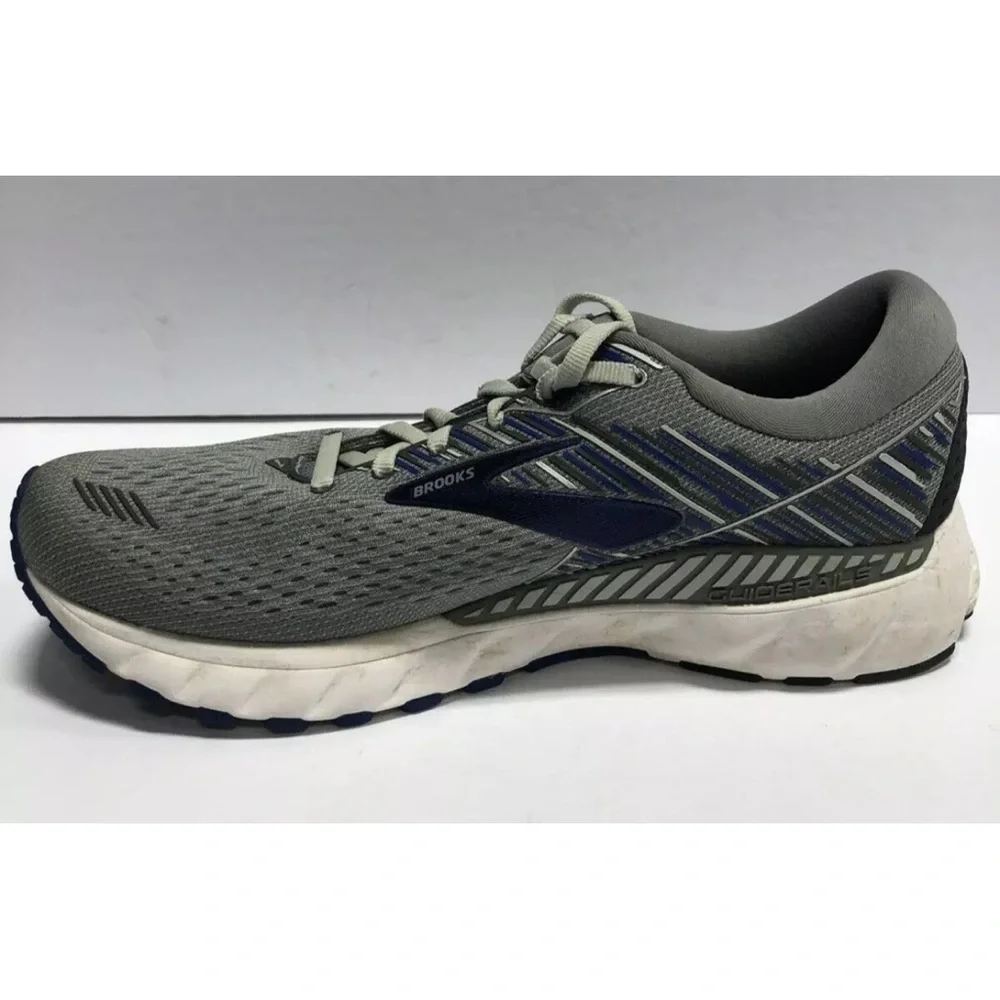 Brooks men’s adrenaline